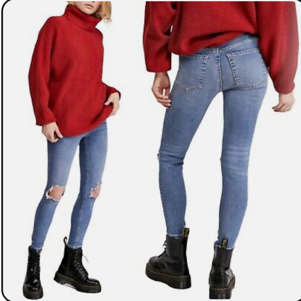 NWT high rise Busted Knee Jeans by Free People